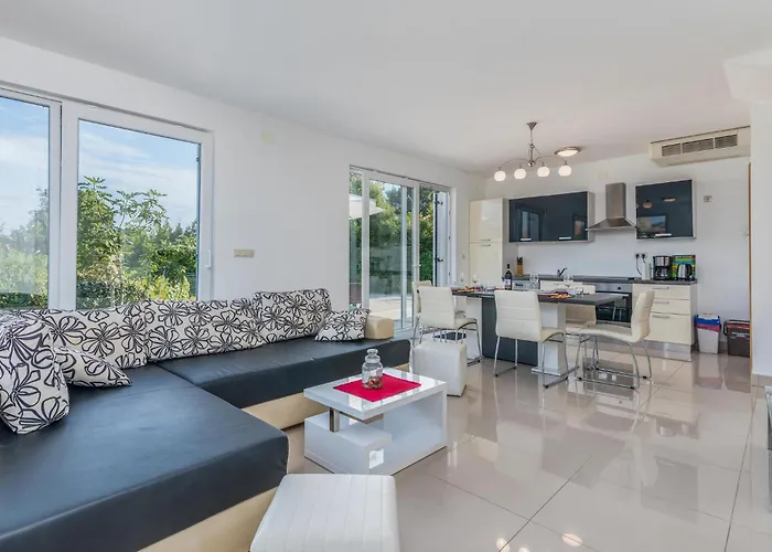 Holiday home Pet Friendly In With Wifi *