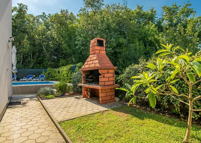 Holiday home Pet Friendly In With Wifi Kornic