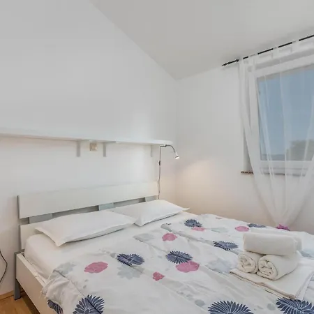 Holiday home Stunning In With Wifi
