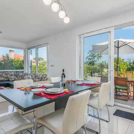 Stunning In With Wifi Holiday home
